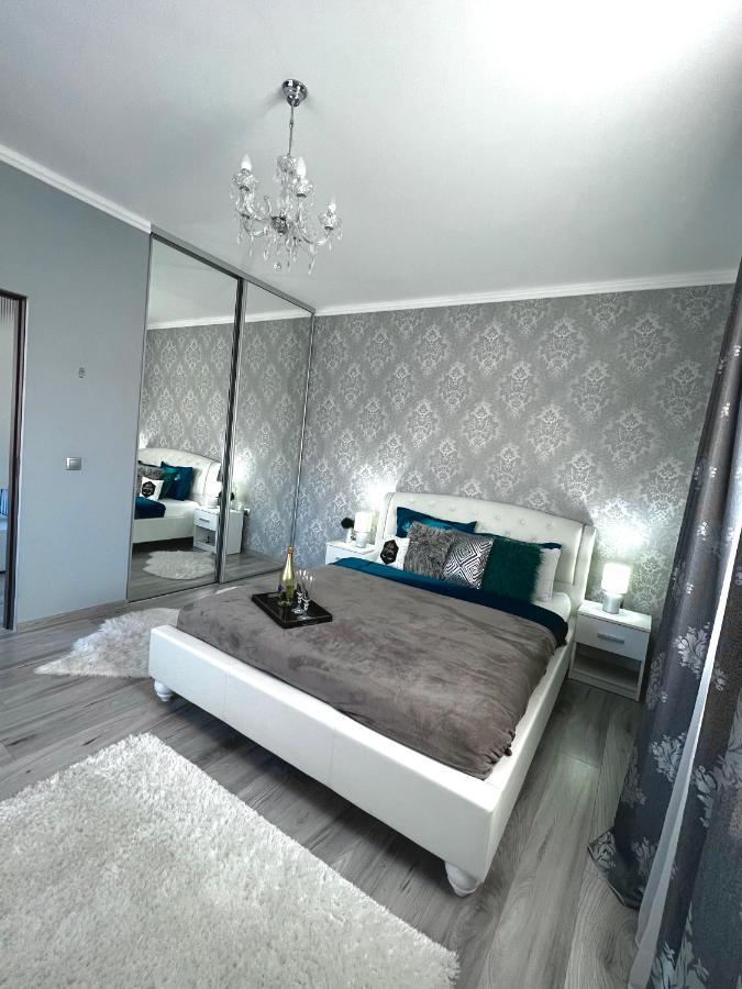 Luxurious Accommodation Floreşti Zewnętrze zdjęcie