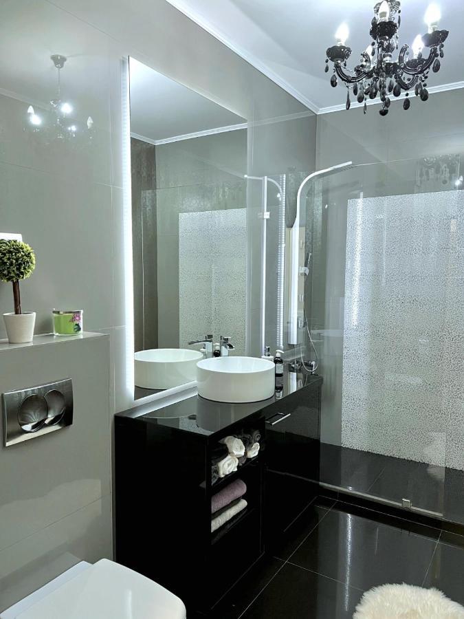 Luxurious Accommodation Floreşti Zewnętrze zdjęcie